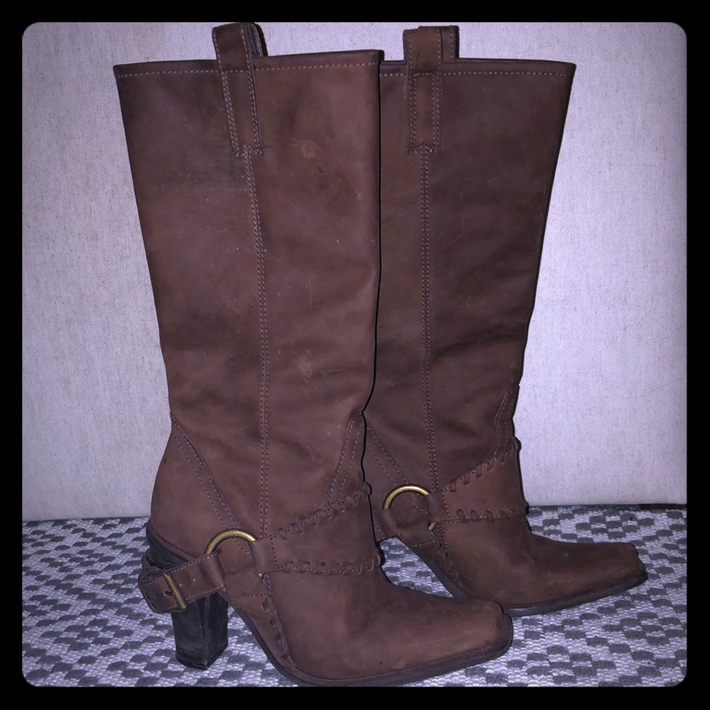 Steve Madden leather buckle boots size 7